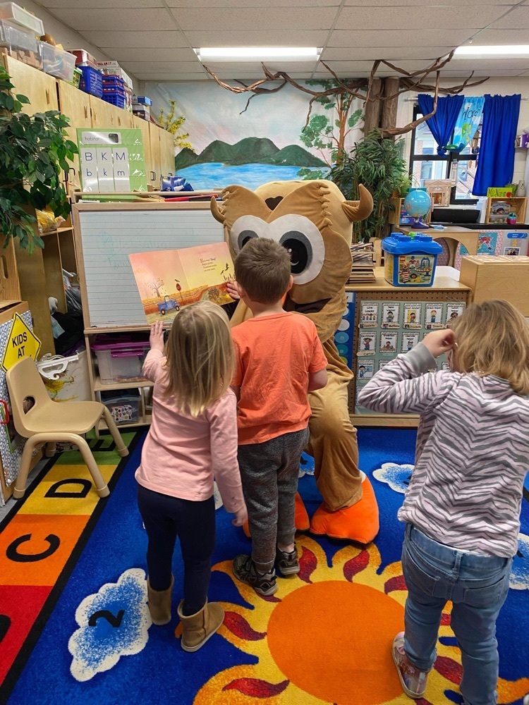 Olly the Owl visits Owsley County Head Start