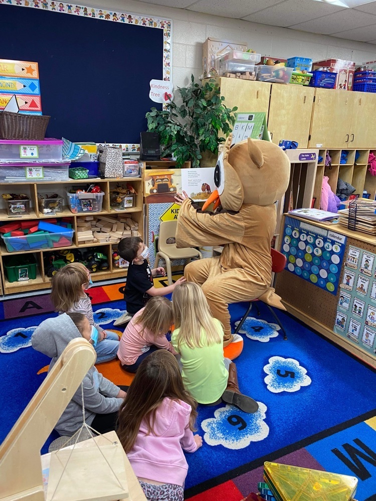 Olly the Owl visits Owsley County Head Start
