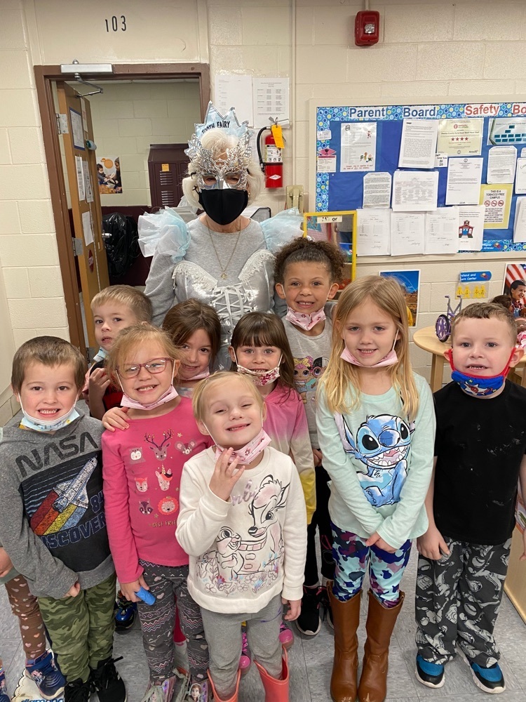 Tooth Fairy with Ms Nora and Ms Brandi’s Class 